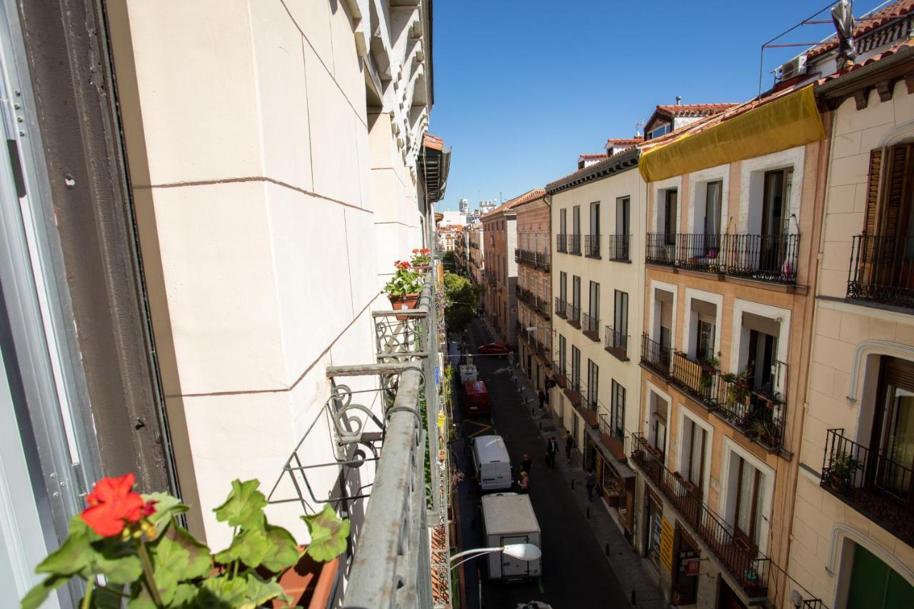 Das Leon Madrid Bagian luar foto